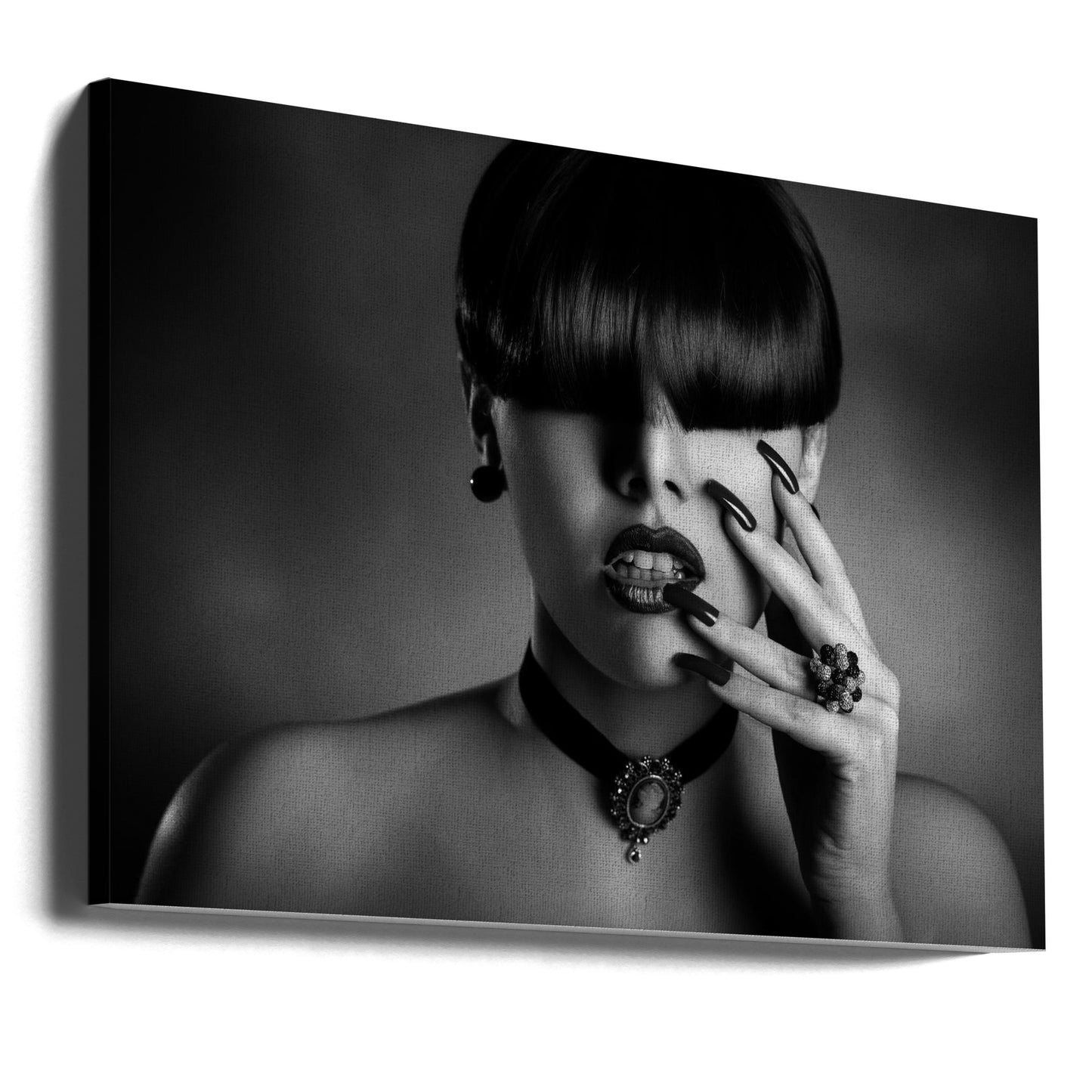 Luxury | Canvas