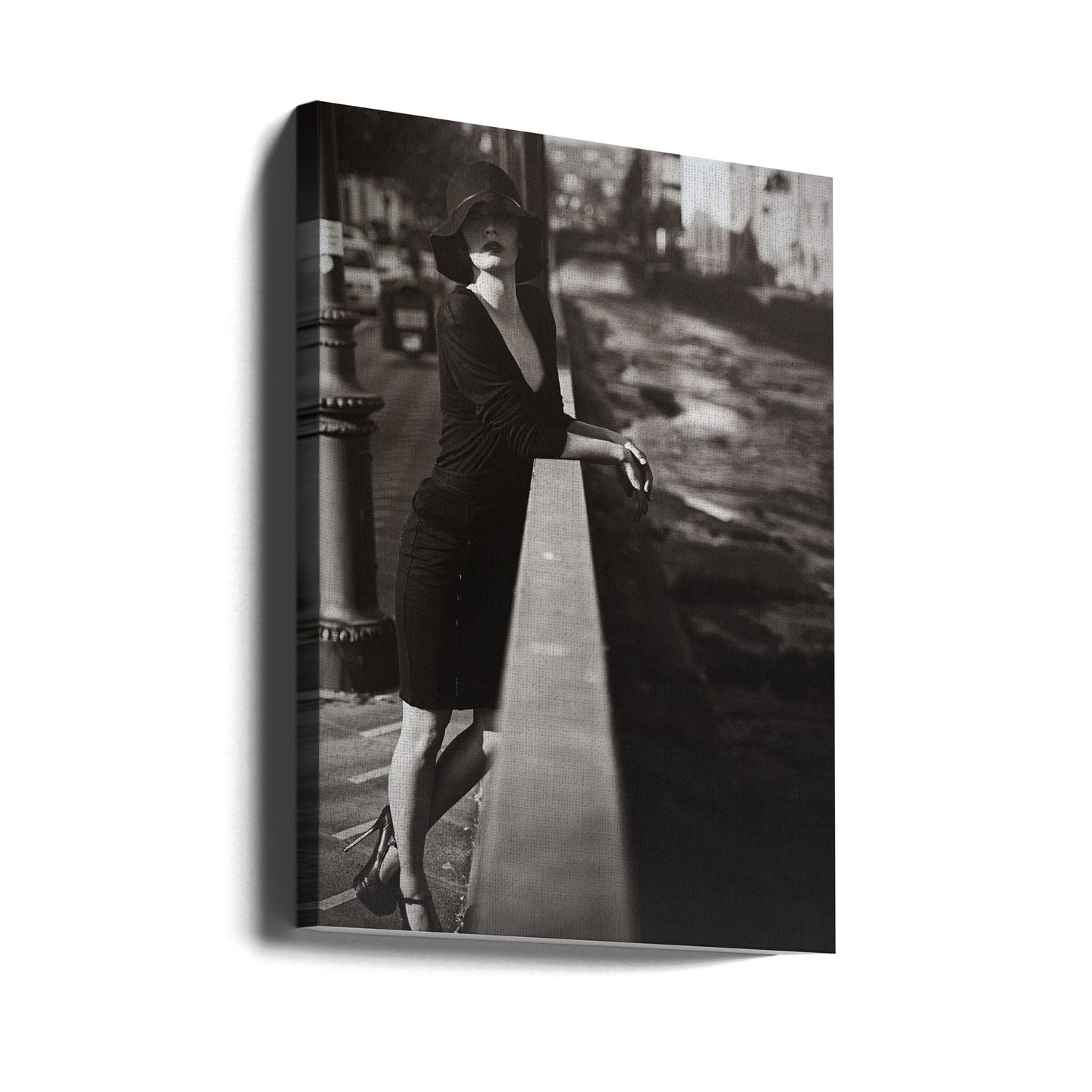 Mela | Canvas