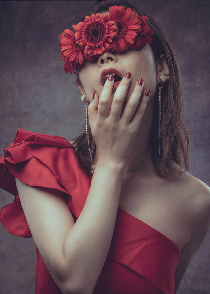 Gerbera girl | Canvas