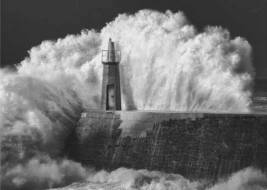 The lighthouse | Wallpaper